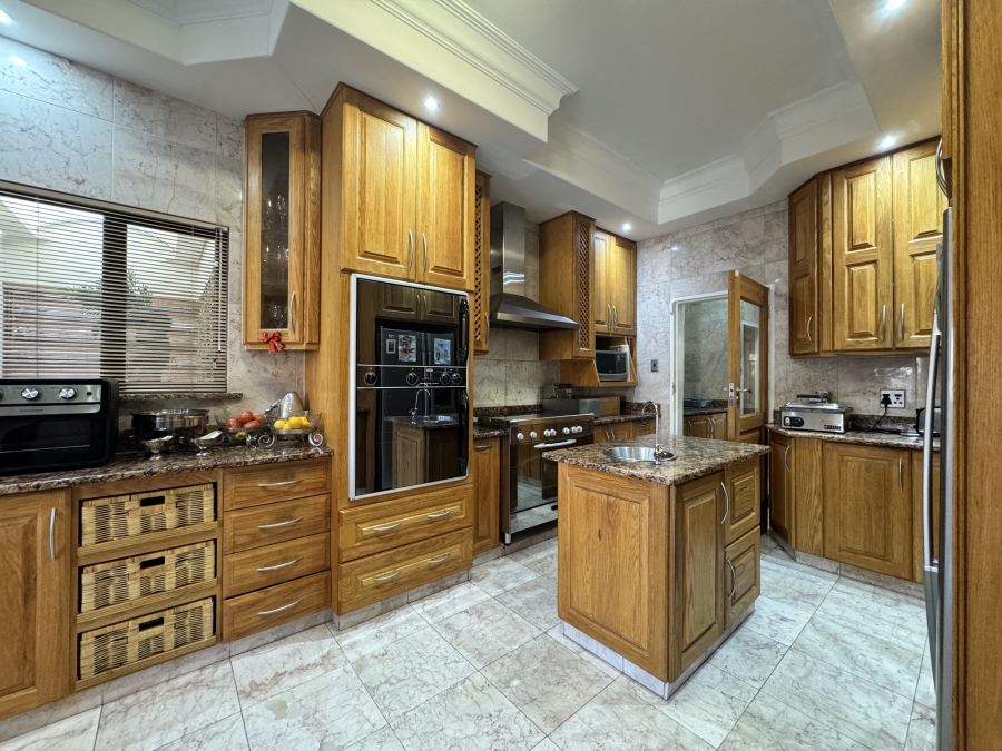 4 Bedroom Property for Sale in Wilkoppies North West
